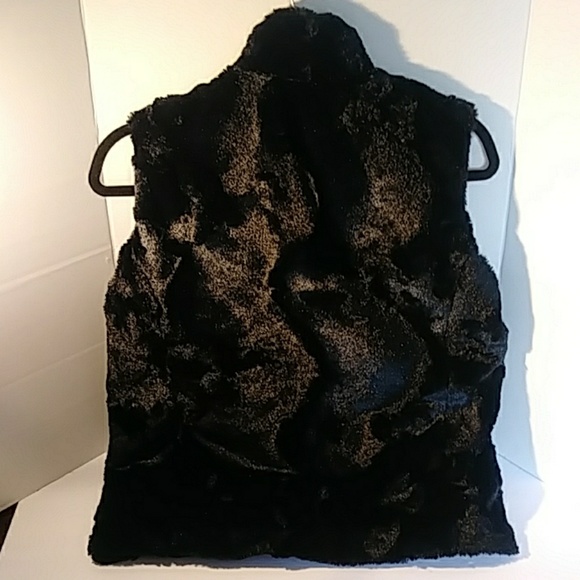 Vest Ellen Reyes!! - Picture 5 of 5